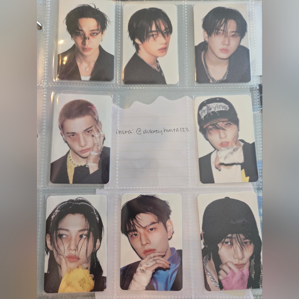 Stray Kids KARMA PC Set